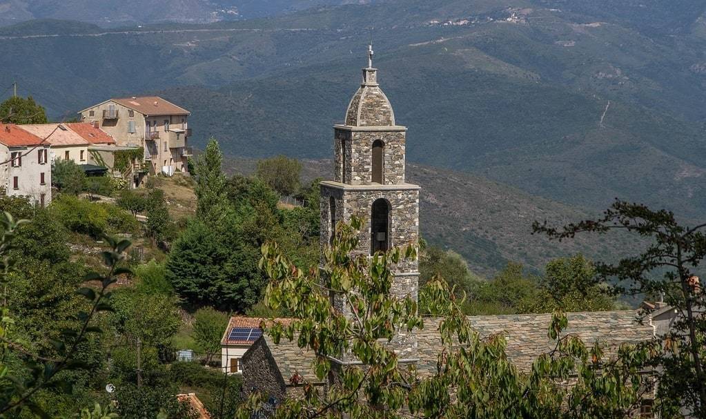 Les plus belles (et faciles) randonnées à faire en Corse