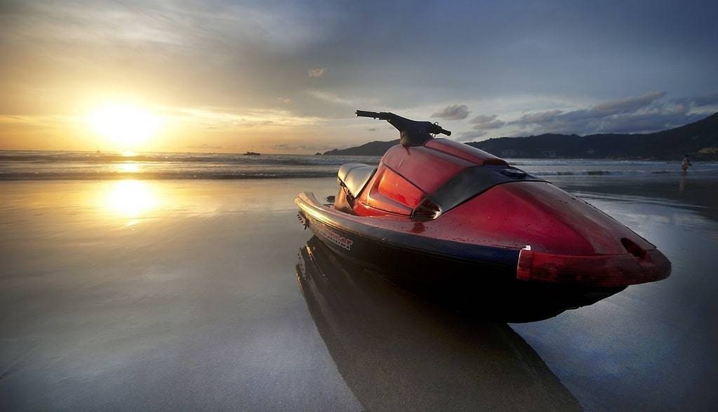 Faire une randonnée en jet ski en Corse